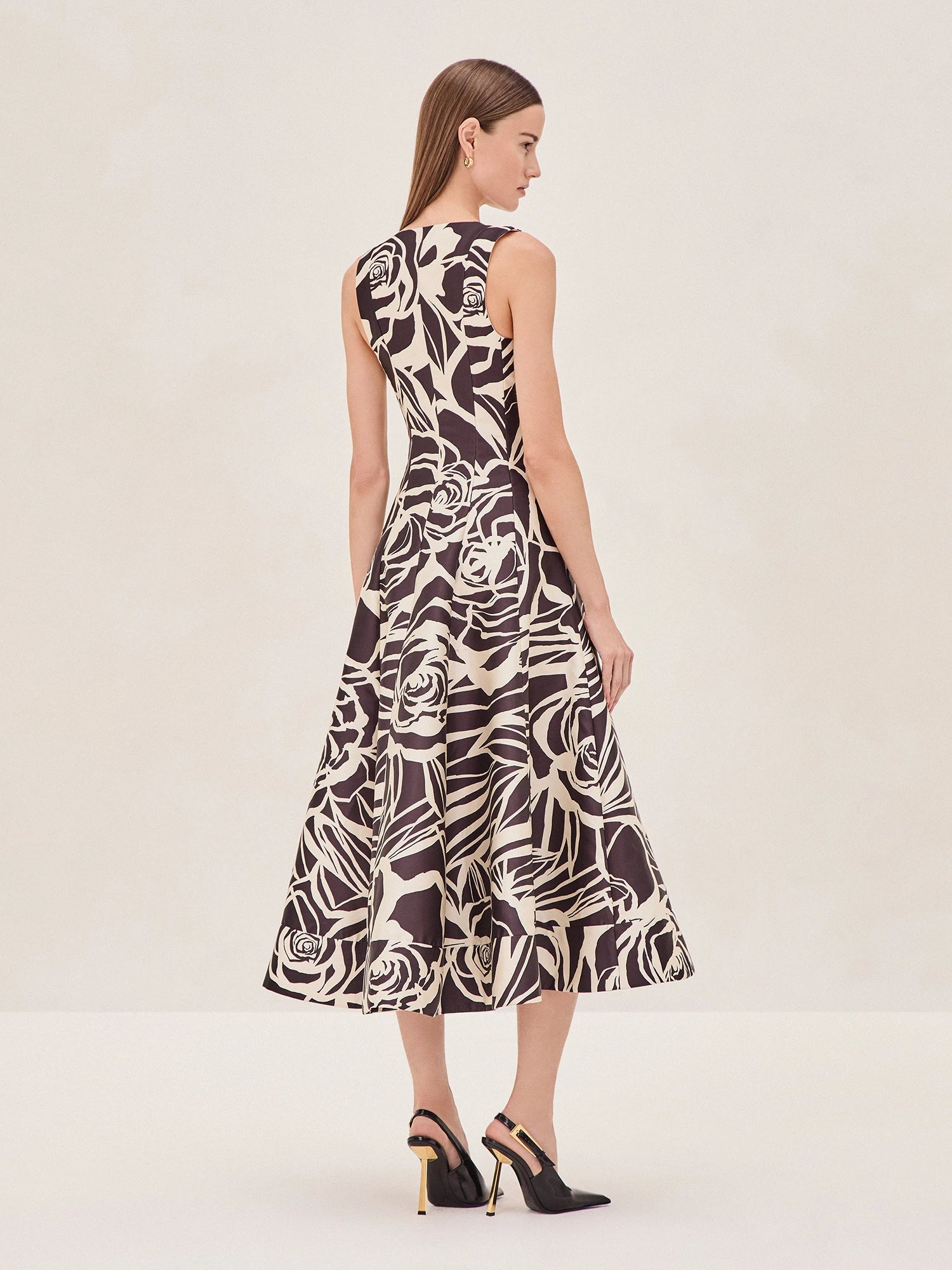 Elegant Lazaro Dress for Special Occasions