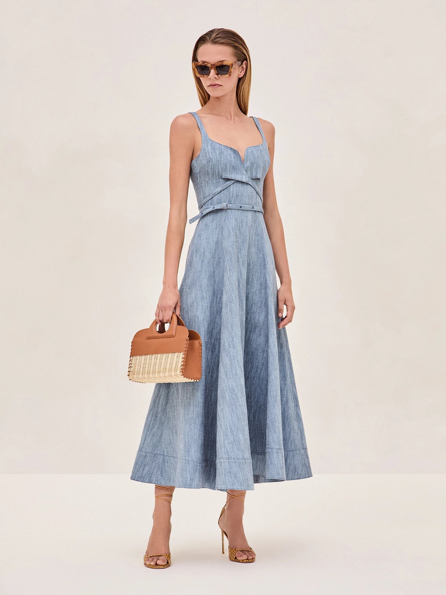 Sirene Dress - Elegant & Timeless Women's Wear